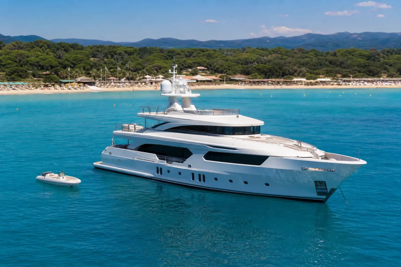 saint-tropez-pampelonne-beach-superyacht-charter-july-2026
