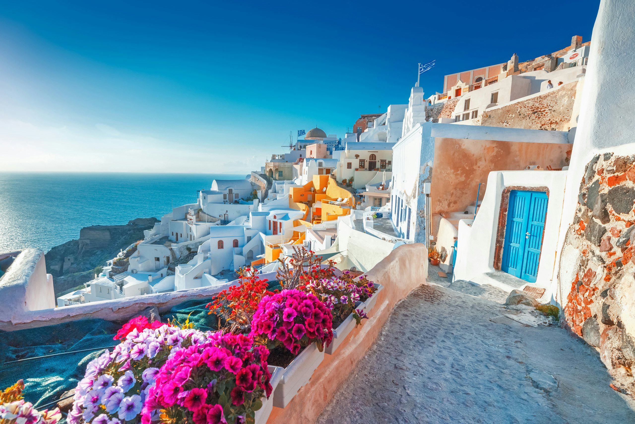 santorini-yacht-charter-greek-islands-cyclades-luxury-2026